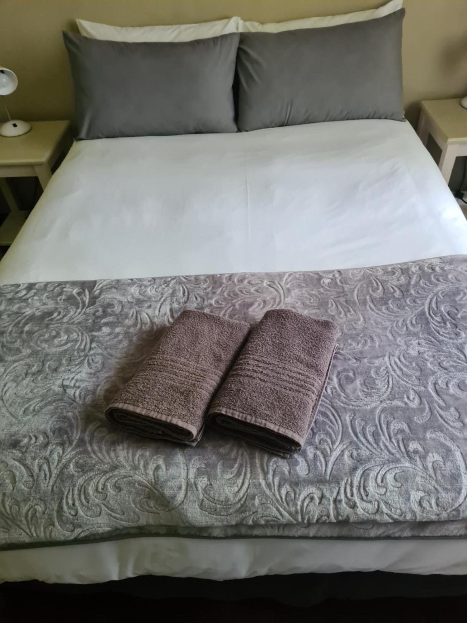 The Old Cabin Hotel Cullinan Ngoại thất bức ảnh