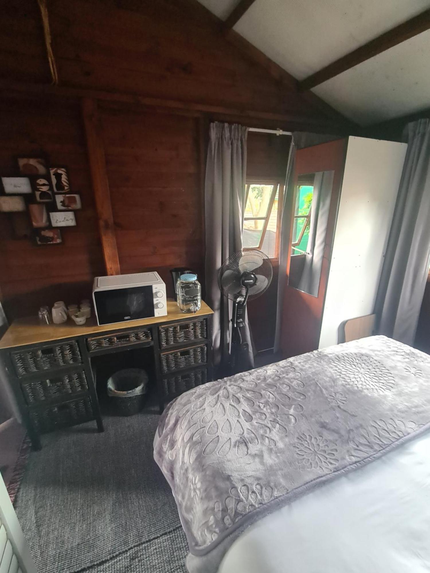 The Old Cabin Hotel Cullinan Ngoại thất bức ảnh